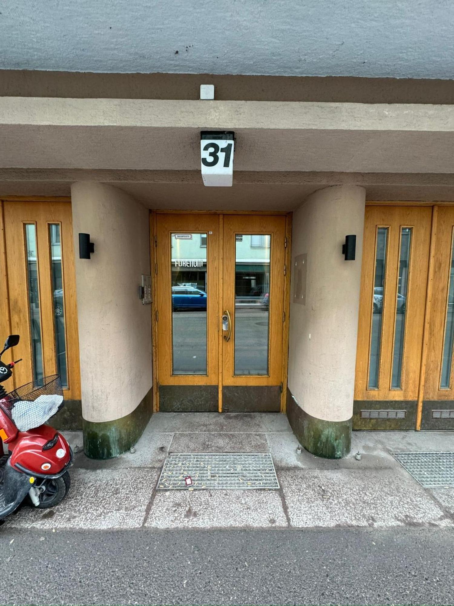 Kotimaailma Apartments Kamppi - Studio For 2 Helsinki Bagian luar foto